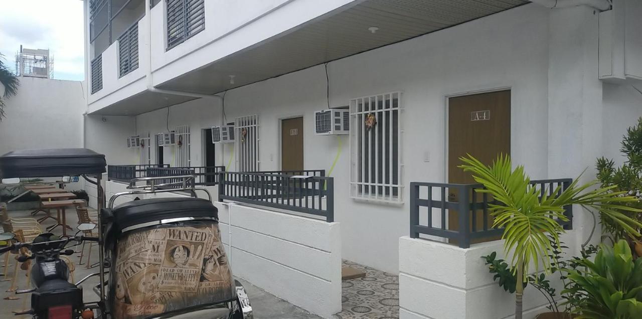 __Aplaridel Inn Suites__ Angeles Ngoại thất bức ảnh