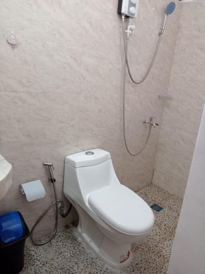 __Aplaridel Inn Suites__ Angeles Ngoại thất bức ảnh